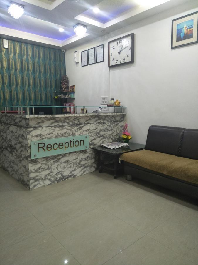 Hotel Ambience Sarkhej Kültér fotó